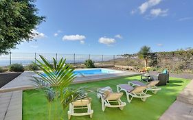 Apartment Private Heated Pool